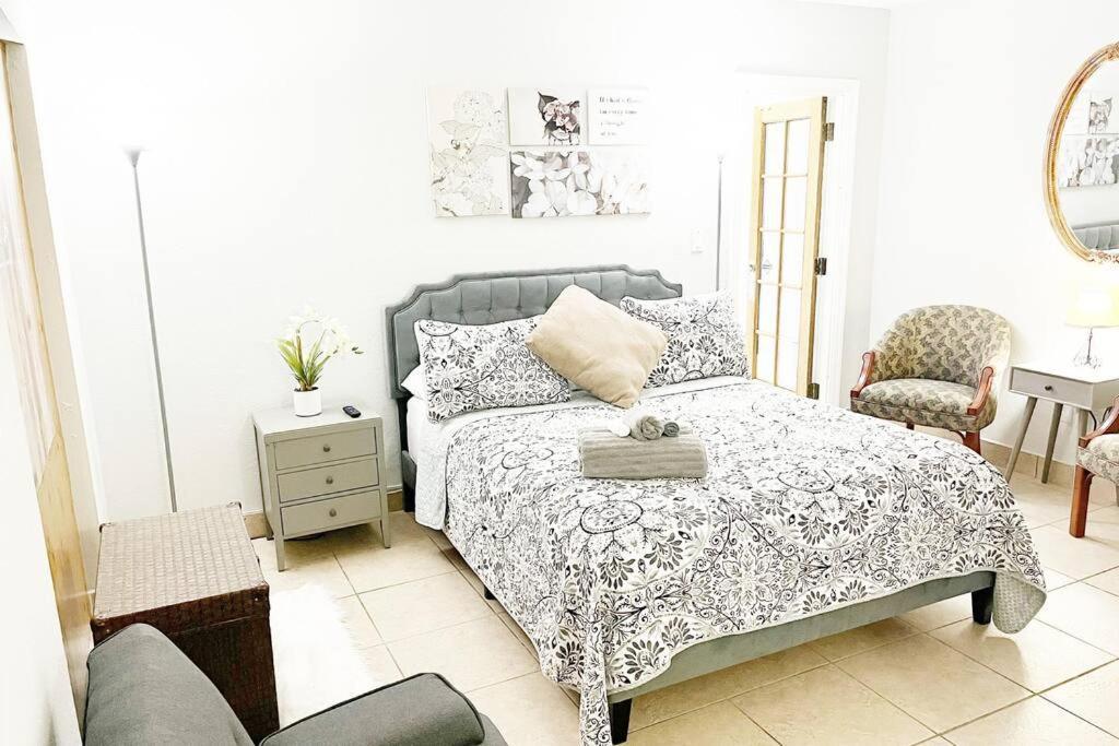 Вилла Amazing & Cozy Duplex Near Zoo Miami ! Экстерьер фото